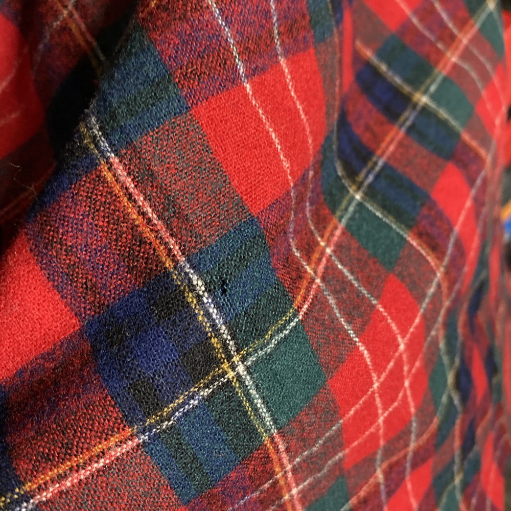 Pendleton Men's Medium Wool Red Plaid Longsleeve Button Down Shirt - Picture 5 of 9